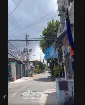 cần bán nhà mt hiệp thành 44 quận 12 giá rẻ thích hợp đầu tư dt 6x27m