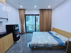 cho thuê căn hộ cao cấp mới khai trương phố giải phóng, có thang máy giặt phơi riêng biệt 4,5tr/th
