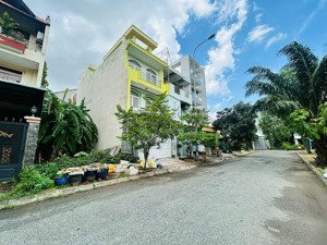 chính chủ bán đất ngang 5 siêu hiếm kdc nam long, diện tích 112,5m2 giá chỉ 96tr/m. sổ cá nhân