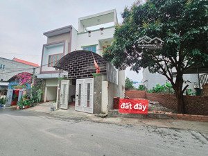 bán gấp lô đất đẹp tdp mậu thông sát kcn khai quang và chợ mậu lâm 90m2 mt 5,01m nở hậu đẹp 2,47tỷ