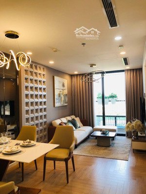 chính chủ bán căn 2pn golden park công viên cầu giấy, dt 83m, sẵn sổ, full nội thất đẹp, giá 7.9 tỷ