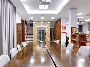 nhà đẹp giá tốt! siêu hiếm! biệt thự đơn lập 236m2 x 5 tầng - mt 30m lô góc dòng tiền 200 tr/tháng