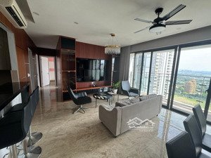 bán gấp penhouse centana thủ thiêm q2, (97m2+20m, 3pn, giá 6,9 tỷ) sh căn góc ,lầu cao view thoáng