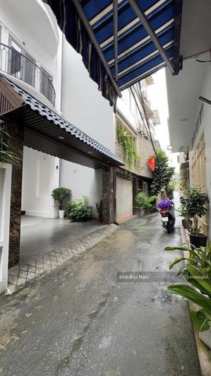 phú thượng - 81m mặt tiền 7.6m - nhà sân vườn - ngõ ô tô thông - 20m ra mặt phố - sồ đỏ vuông đẹp