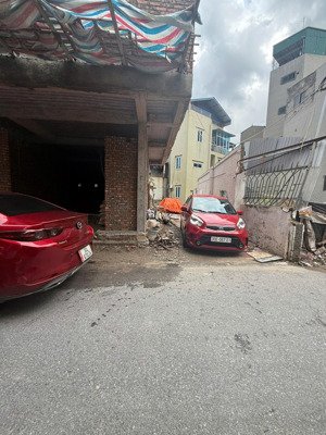 bán 2 lô liền nhau, tổ 5 yên nghĩa, ngay chợ. ô tô vào tận đất, hàng cực đẹp sinh lời cao