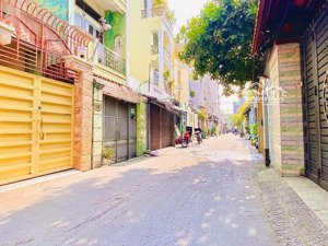 hẻm xe hơi 6m_ bùi đình túy_ 4 tầng_ dt 50m2_ tiện ở& ld dòng tiền tốt