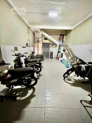 chỉ 22.5ty siêu phẩm châu thị vĩnh tế 3 tầng 16 phòng trọ, kiêm mặt bằng kinh doanh, dt 50 triệu/th