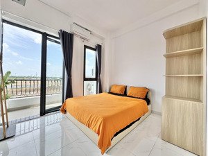 cho thuê 1pn tách bếp, full nội thất mới 100% - view nhạc nước và pháo hoa - trong kđt vạn phúc