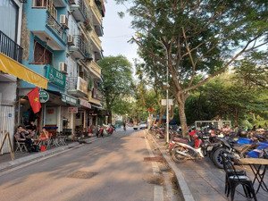 bán nhà mặt phố vũ miên, dt 120m2 x 4 tầng, view hồ, giá 65 tỷ.