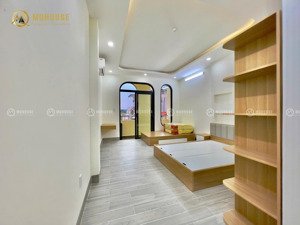 căn hôn studio ban công - full nội thất, máy giặt riêng gần cộng hoà plaza, cầu vượt hoàng hoa thám