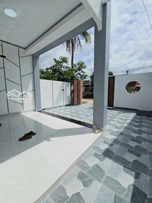 bán nhà mới vừa hoàn thiện xinh xắn, dễ thương tại xã trường tây, thị xã hòa thành, 5m*29m, shr
