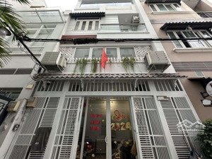 ngộp bank! chị hải bán gấp nhà nguyễn thần hiến, quận 4. giá 4 tỷ 990/ 5,5mx15m (82,5m2). mặt đường