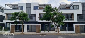 biệt thự 8x20 khu đô thị đông tăng long q9 view đối diện công viên giá bán 11 tỷ/căn chỉ 1 căn