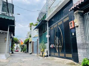 hiếm! bán nhà ngay đầu đường 339 - đỗ xuân hợp, 100m2 ( 5*20m) vuông vức, h.xe hơi thông