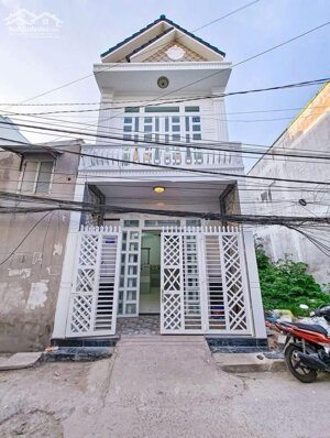 bán cán nhà 1 trệt 1 lầu, trục chính hẻm đa khoa TW, giá bán 2 tỷ 550 triệu