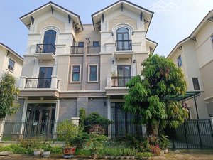 @chính chủ cần bán gấp 8,6 tỷ biệt thự song lập 135m @ tại centa cyty