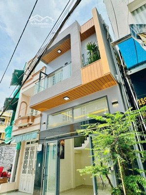 bán rẻ nhà nhiêu tứ, phú nhuận dt 51,7m2, shr (có dòng tiền cho thuê 10 tr/tháng)