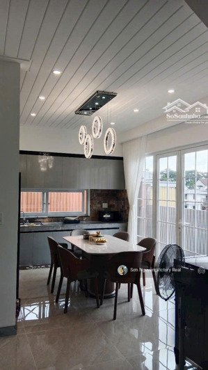 villa đà lạt view đẹp nội thất cao cấp giá chỉ 11.5 tỷ sổ riêng hoàn công