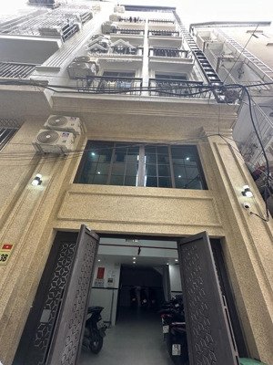 bán nhà đường mễ trì: 68m 7t thang máy - pccc - ôtô gần - full nt riêng biệt - dòng tiền 900tr/năm