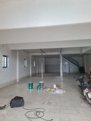 nhà cho thuê 10x23m. đúc lửng. quận 12