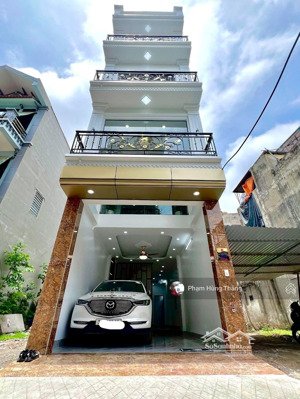 bán nhà thang máy. lô góc phố tân mai. hoàng mai. 50m sd. 6 tầng. ô tô vào nhà. giá hơn 15 tỷ.