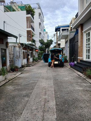 bán nhà bình tiên - dt: 204m2 - ngang 8m - hẻm xe hơi - có 5pn - 14 tỷ