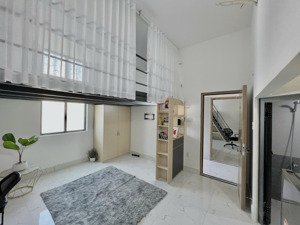 duplex 4 người 4 xe gác cao ngay sát đh vl cs3