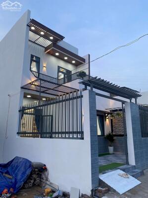 bán căn nhà mới xây dựng lộ tỉnh 925, gần bệnh viện số 10, giá bán 2 tỷ 380 triệu