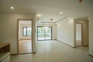 cho thuê căn hộ 3pn sân vườn dt 110m2 nội thất cơ bản. lh . chỉ 23 triệu/tháng