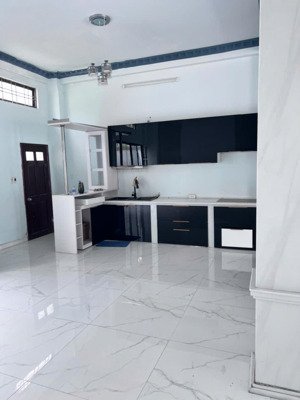 cần bán nhà phố khu dân cư conic, bình chánh dt 7x14m, dt 1 trệt 2 lầu 1 thượng 7pn7wc. giá 13 tỷ