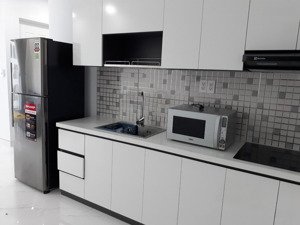 cần cho thuê căn 2pn 65m2 lavida plus, đầy đủ nội thất giá 14tr, căn góc view đẹp. hl 