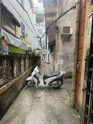 chủ cần tiền bán gấp nhà cầu giấy dt 254m2 đã có sẵn 2 nhà 4 tầng giá 39.5 tỷ