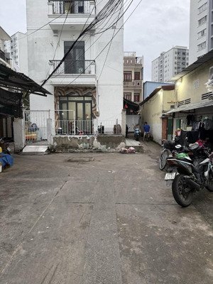 nhà 2 tầng 128m2 (5.8x22) - hậu giang