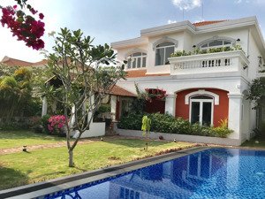 rẻ nhất !!! bán biệt thự 1000m2 tại thảo điền quận 2 chỉ 180 tỷ, hồ bơi, sân vườn