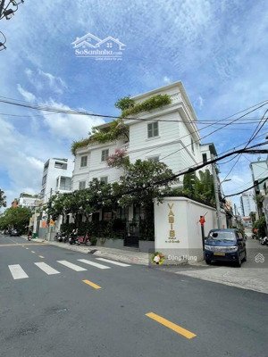 cho thuê tòa nhà góc 2 mặt tiền lê văn miến, thảo điền, quận 2 - vị trí trung tâm. giá 195tr/th