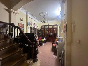 bán nhà quan hoa, cầu giấy. phân lô, ô tô đỗ cửa, hai thoáng gần ubnd quận 45m2 x 4t - 13.2 tỷ