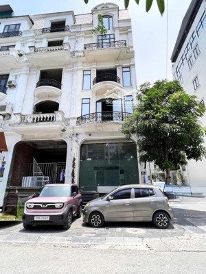 siêu phẩm lô góc duy nhất - view công viên cầu giấy - đẳng cấp the premier - cầu giấy