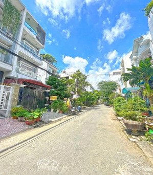 bán nhà mặt tiền đường số p. tân quy, quận 7. dt: 7,5x15m nhà c4 tiền xây mới giá 11 tỷ