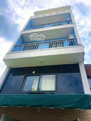 thuê nhà nguyên căn khu vực trung tâm thảo điền siêu rẻ chỉ 18tr gần đại học văn hóa.