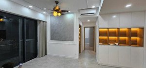 cần bán căn hộ cao cấp the antonia pmh q7 ,2pn 80m2 bán 8,3ty .lh: em hà.