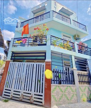 nhà 3tầng lã xuân oai q9,vừa ở vừa kinh doanh chỉ 3ty nhỉnh