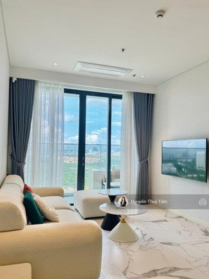 the crest cho thuê 2 phòng ngủ tầng cao view landmark81 và sông sài gòn đầy đủ nội thất giá tốt