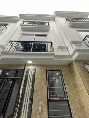 3,85 tỷ nhà xây 4 tầng, sát vành đai 4, tiền lệ - song phương