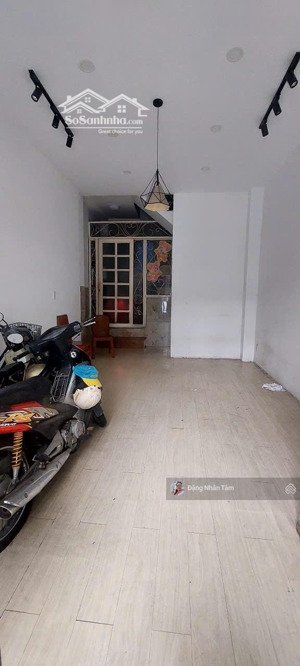 cho thuê mặt tiền nhà mặt phố 24m2 ngay tại thạch thị thanh quận 1, gọi tâm