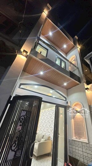 nhà đẹp bán gấp dt 89,3m2/3tỷ66 sư vạn hạnh phường 9 quận 5. đang cho thuê 26tr/th gần chợ an đông