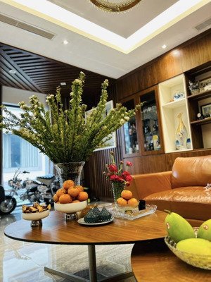 100 m2 lô kim cương - nhà 3 thoáng - ô chờ thang máy - kinh doanh - toà building văn phòng đỉnh