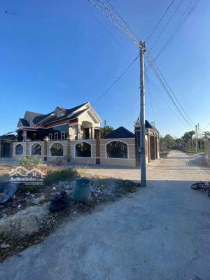 đất trung tâm long hải vũng tàu, khu biệt thự, cách biển chỉ 800m