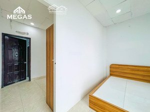 phòng ngủ bancol tách bếp full nội thất mới xây siêu đẹp, rẻ