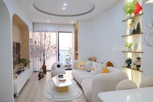 cho thuê căn hộ cao cấp brg 25 lê văn lương - chỉ việc xách vali về ở