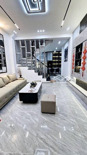 bán nhà xuân thủy, cầu giấy, 39/42m2 x 4 tầng, ngõ rộng nhà đẹp sẵn ở, giá chỉ 10.6 tỷ